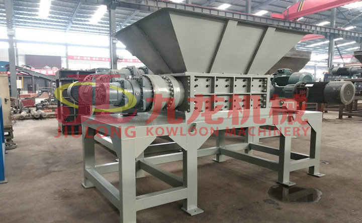 廢舊金屬破碎機(jī)