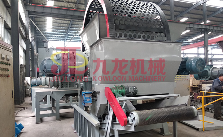 輪胎撕碎機(jī)