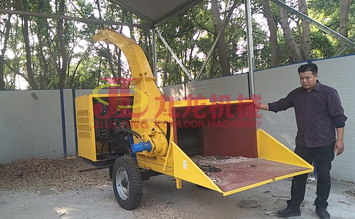 樹(shù)枝粉碎機(jī)